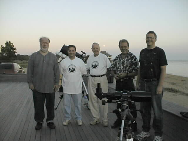 Photos taken by Leo Taylor
 The ASNH Volunteers who brought scopes to the
Madison Surf Club for their annual "Harvest Moonwalk."
Leo Taylor, Greg Barker, Jack O'Conner, Harvest Moon, Paul Hyndman, Don Filer
Leo's Stellarvue Nighthawk in foreground


