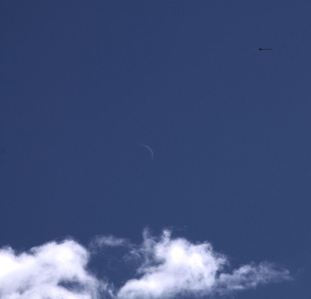 Photo by Leo Taylor
Looking at the moon and Venus during the daytime at CSP 20 at 2:51pm Saturday.
