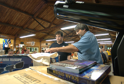 Photo by Alan Chaniewski
Greg Barker and Al Washburn getting ready for the always popular raffle.
