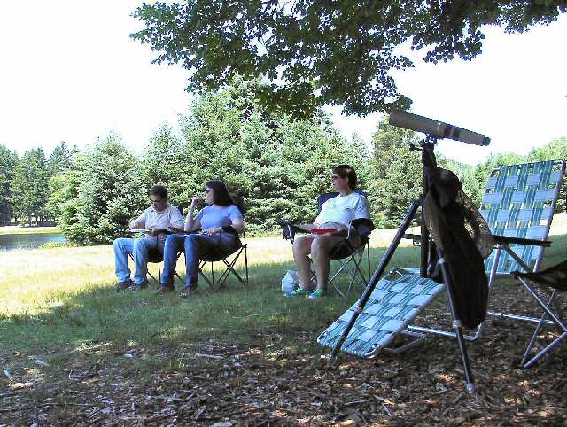 ASNH Picnic 2005 at Deer Lake taken by Eleanor And�jar
Greg, Cheryl


