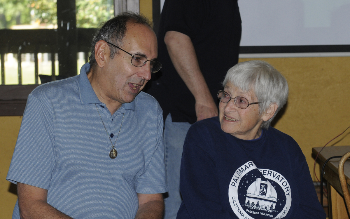 Photo by Alan Chaniewski
David Levy and Carolun Shoemaker share a moment before their lecture.
